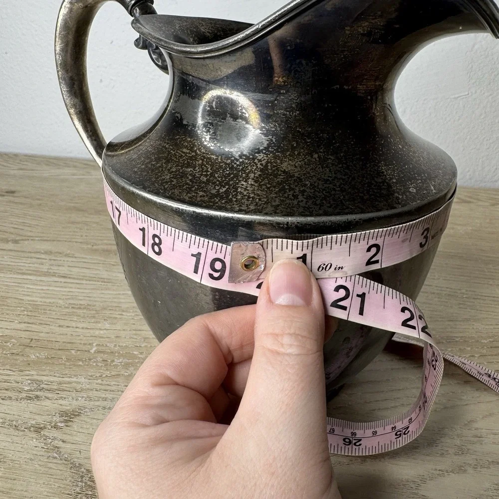 Superior‎ Silver Plate Pitcher Elegant Vintage 7028 - Scratches & Dents 8